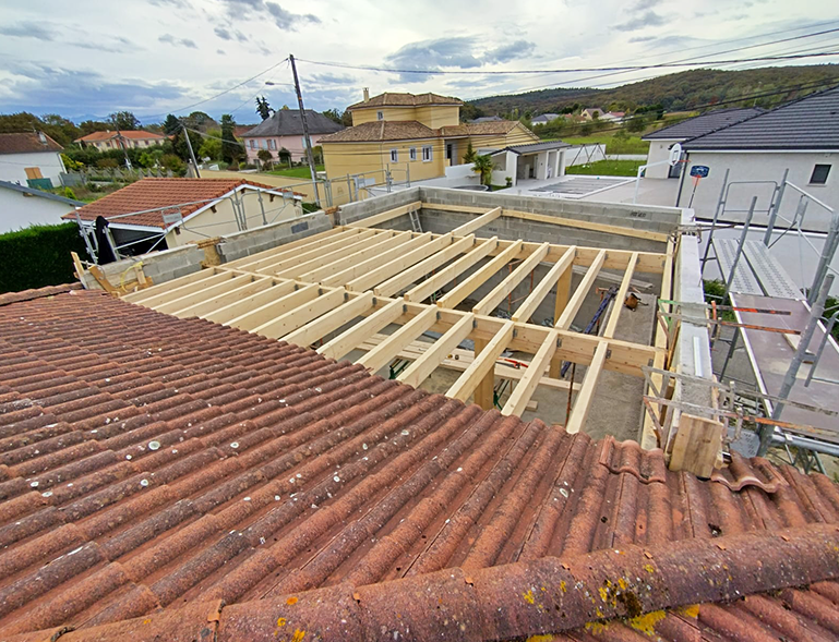 pose d'une charpente pour extension de maison